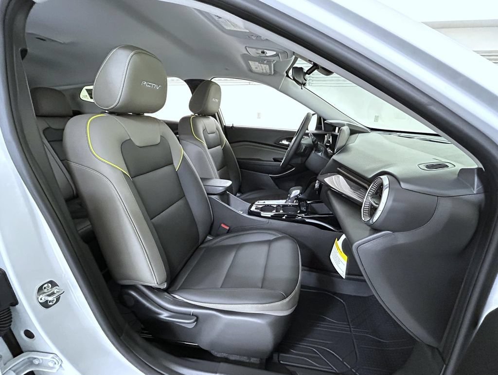 New 2026 Summit White Chevrolet ACTIV image 17