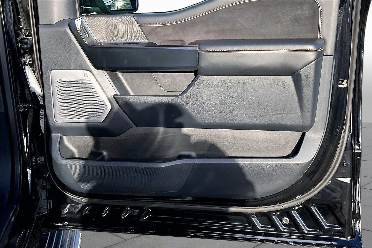 Used 2022 Agate Black Ford Platinum image 22
