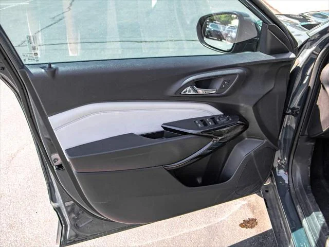 Used 2025 Cypress Gray Chevrolet LT image 9