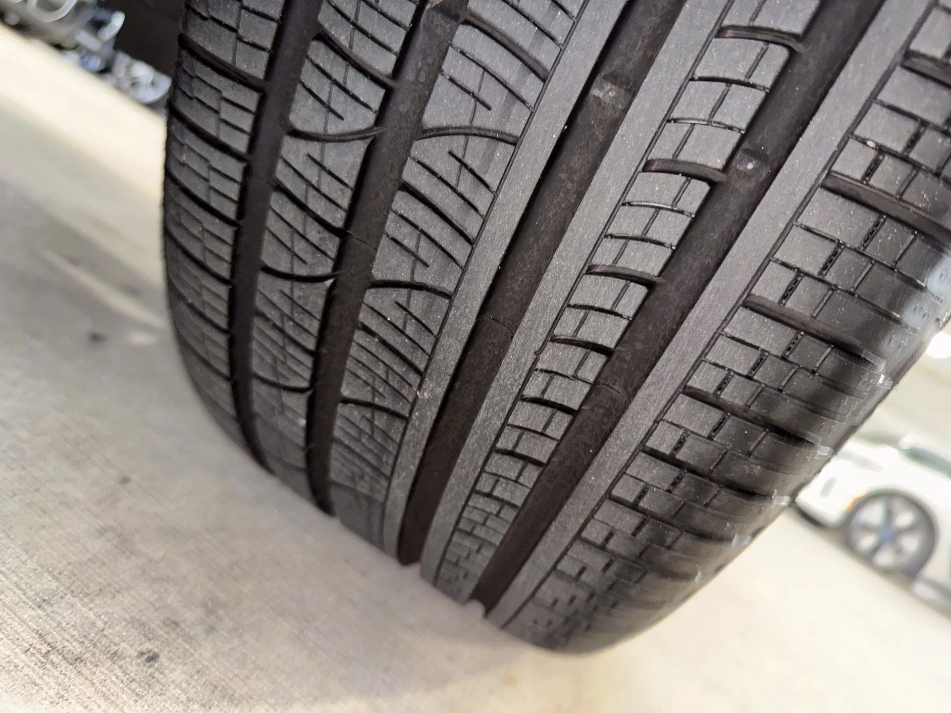 Used 2025  Porsche T image 38