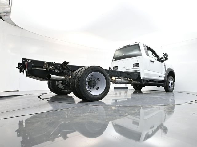 2024 Ford F-450 Super Duty Chassis Cab XL - Photo 33