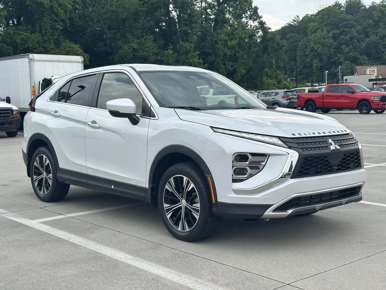 2022 Mitsubishi Eclipse Cross SE S-AWC's photo