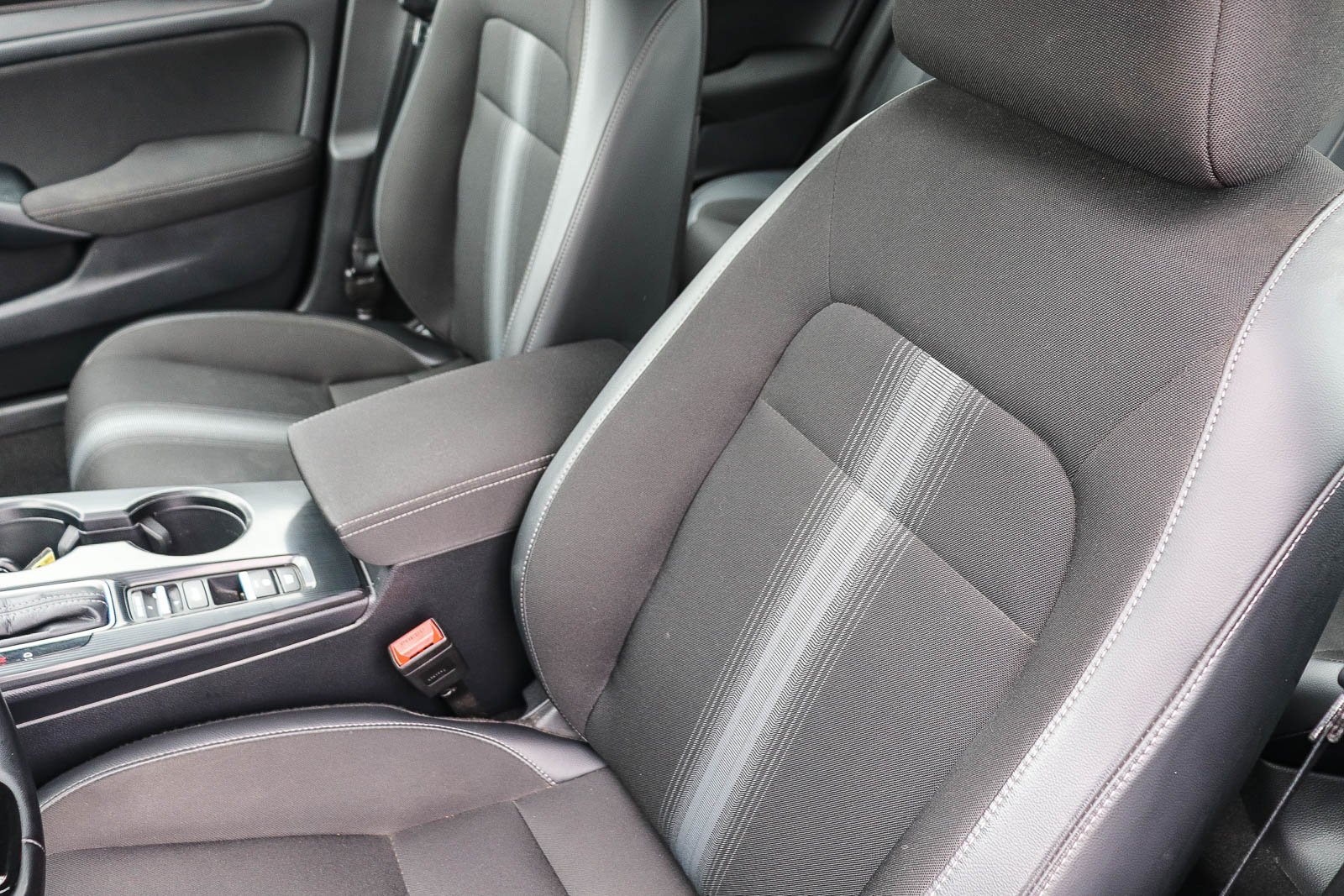 2023 Honda Civic Hatchback Sport - Photo 29