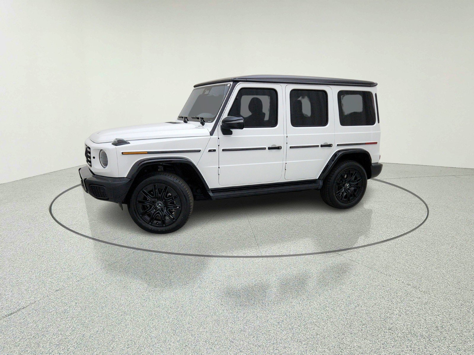 Certified Used 2026 MANUFAKTUR Moonlight White Metallic Mercedes-Benz G 580e image 15