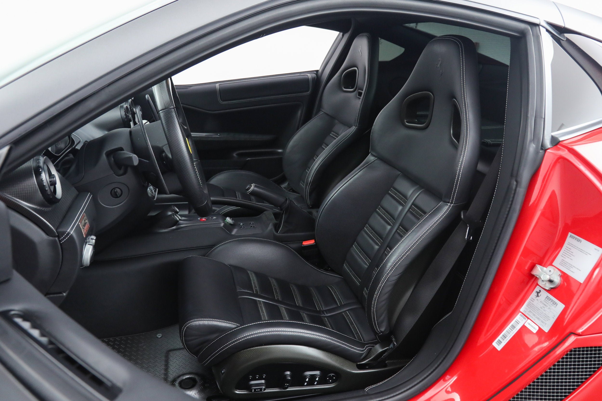Used 2011 Rosso Corsa Ferrari  image 5