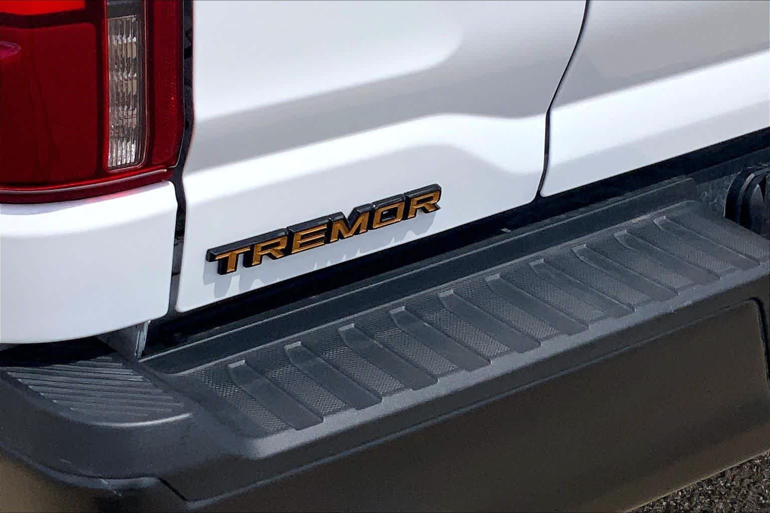 Used 2025 Oxford White Ford Tremor image 10