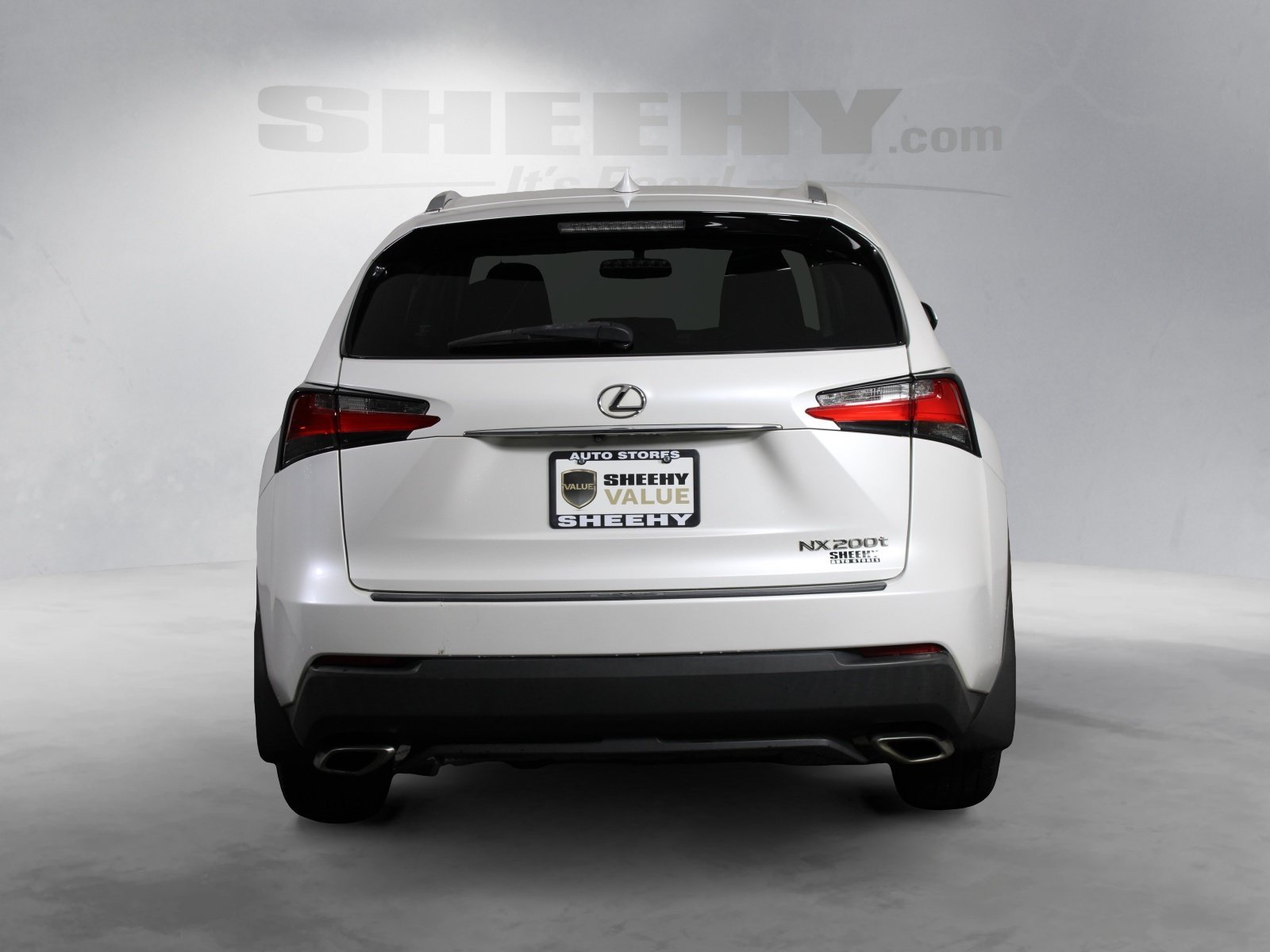 Used 2017 White Lexus 200t image 10
