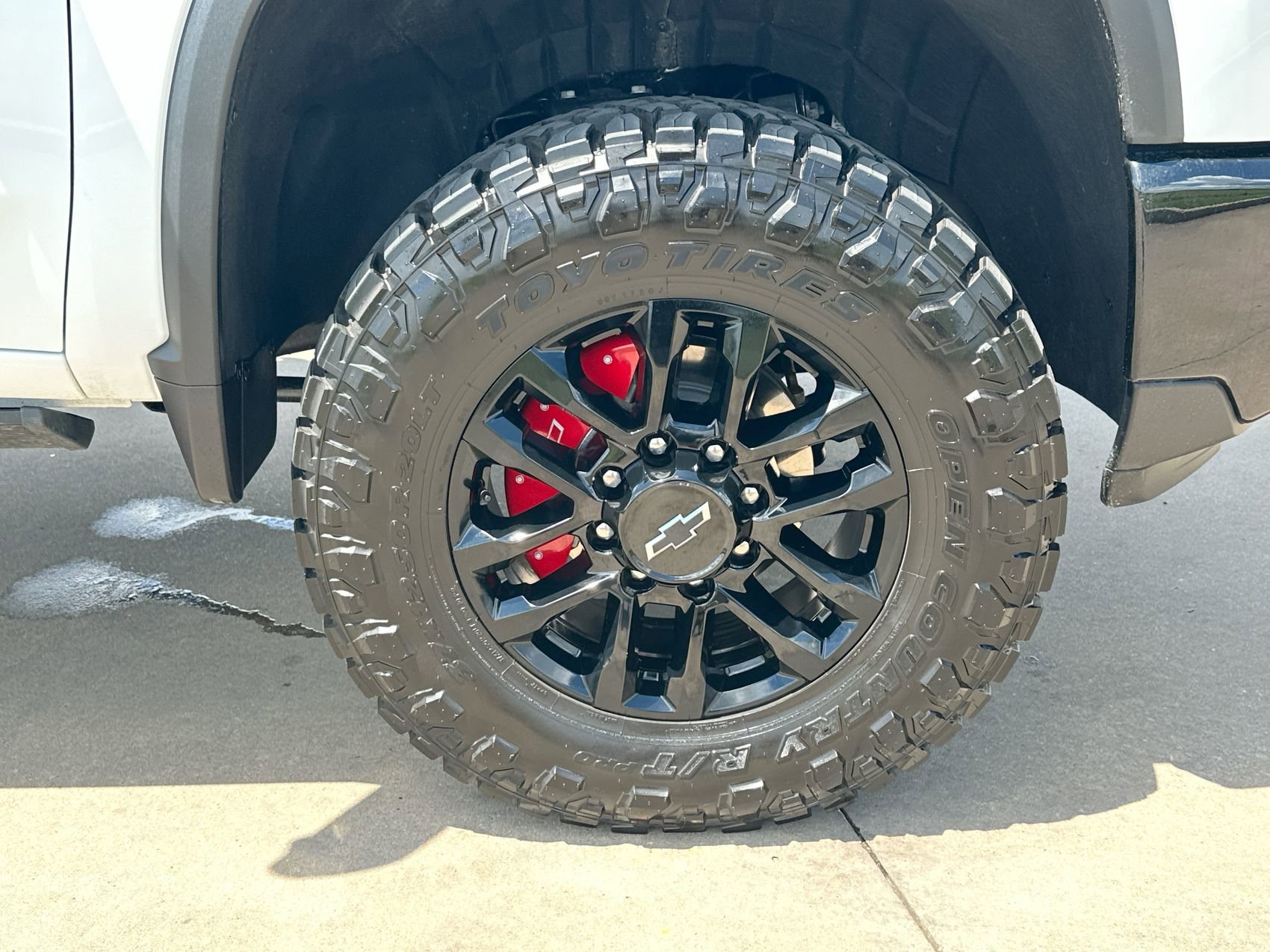 New 2026 Summit White Chevrolet LTZ image 10