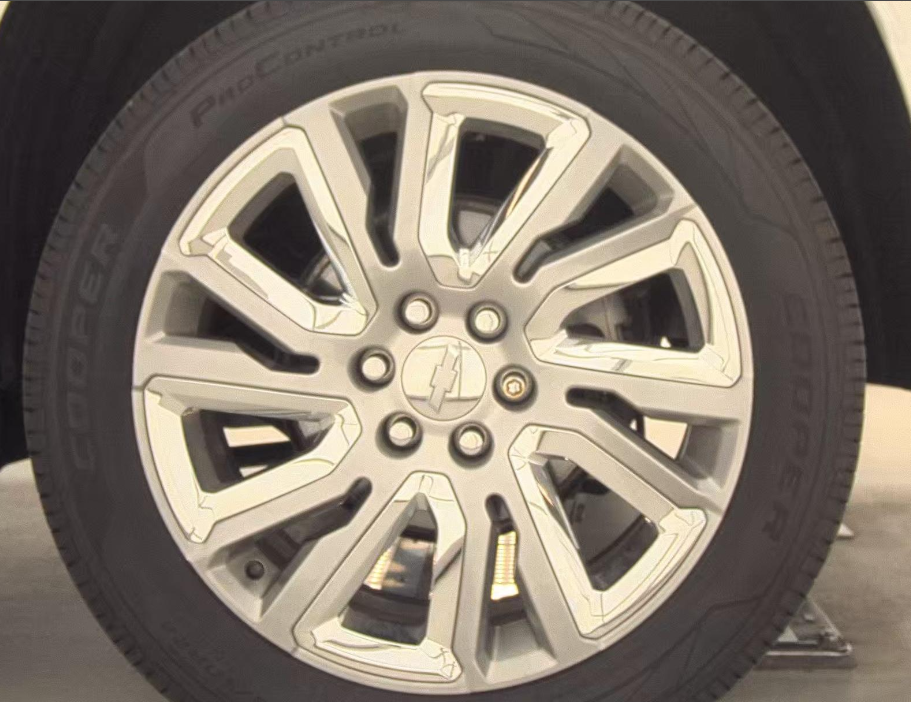 Used 2021 White Chevrolet Premier image 21