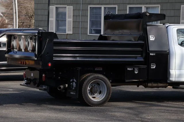New 2026 Oxford White Ford F-550® XL image 5