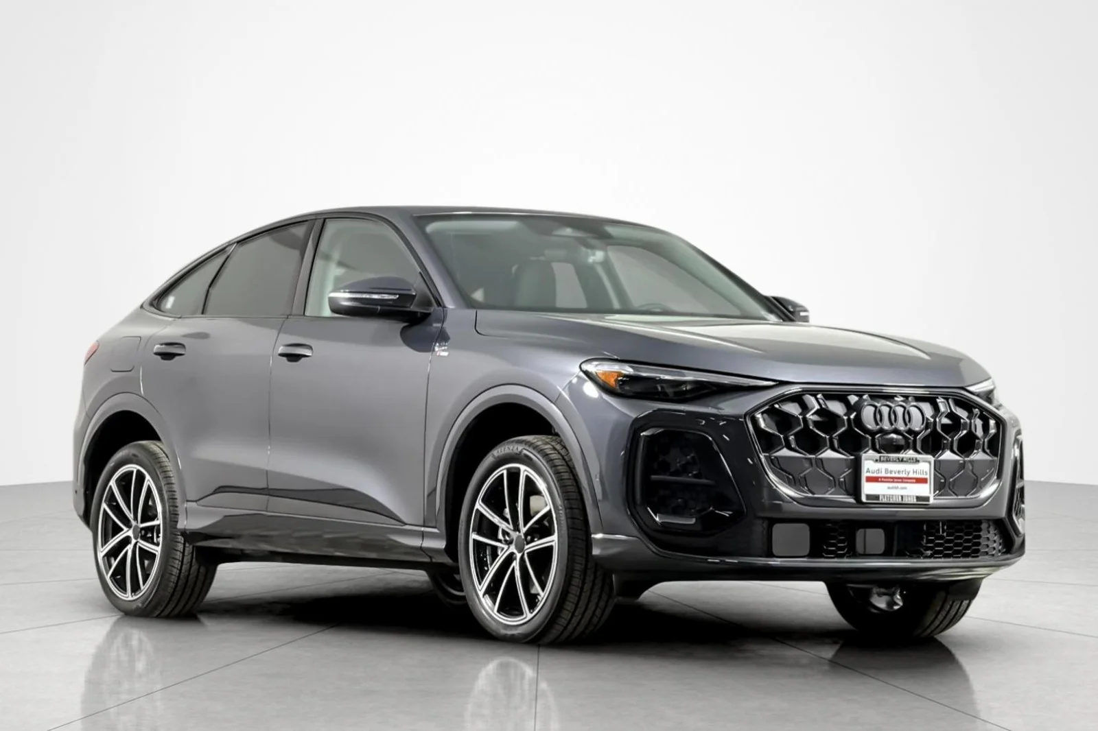 New 2026 Tambora Gray Metallic Audi Premium Plus 2.0 TFSI quattro image 2