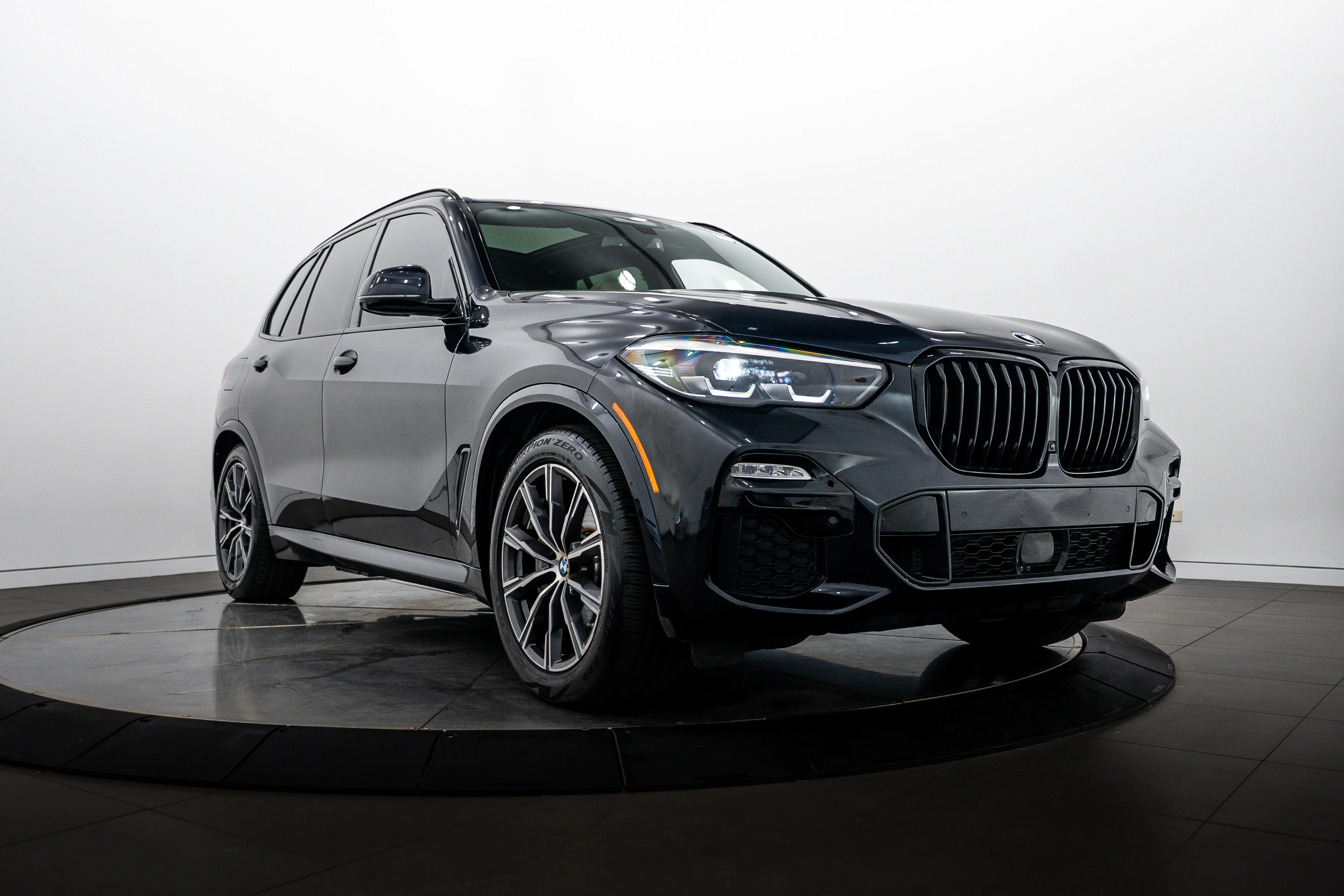 2021 BMW X5 xDrive45e's photo