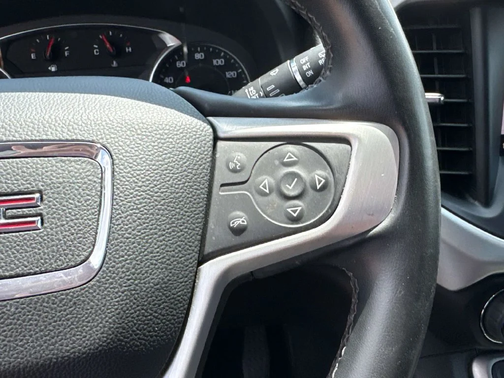Used 2023 Black GMC SLT image 34
