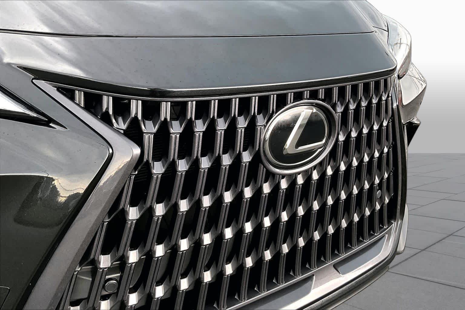 Used 2023 Caviar Lexus Premium image 30