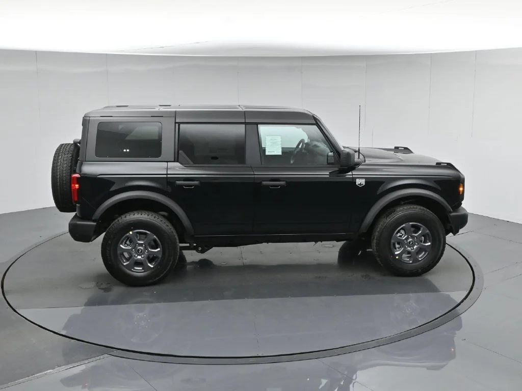 New 2026 Shadow Black Ford Big Bend image 37