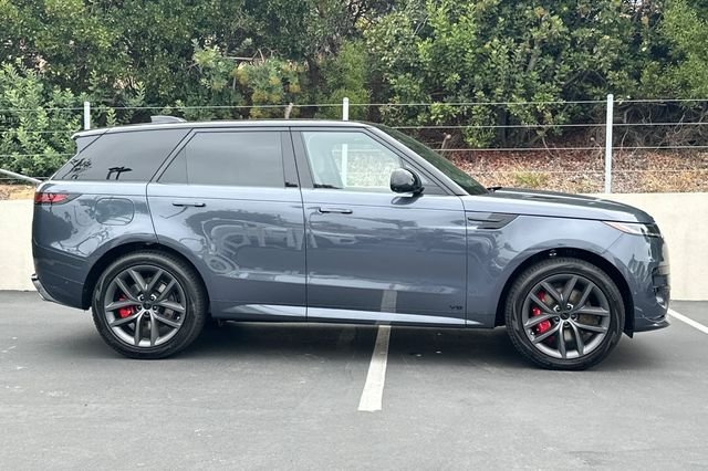 New 2026 Varesine Blue Land Rover Autobiography image 6
