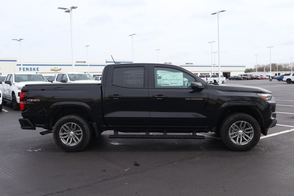 New 2026 Black Chevrolet LT image 9