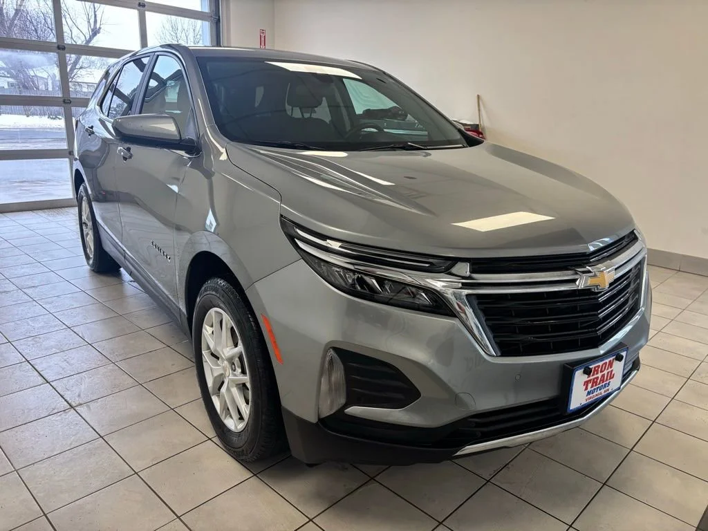 2024 Chevrolet Equinox LT - Photo 3