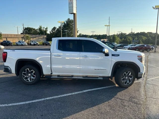 Used 2023 Summit White GMC SLT image 2