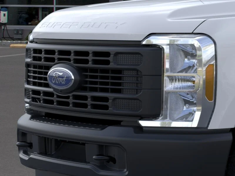 New 2026 Oxford White Ford F-250® XL image 17