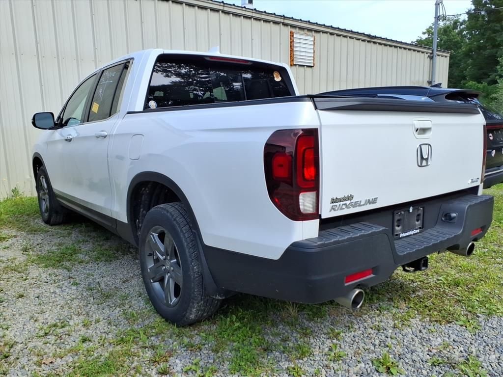 Used 2023 White Honda RTL image 11