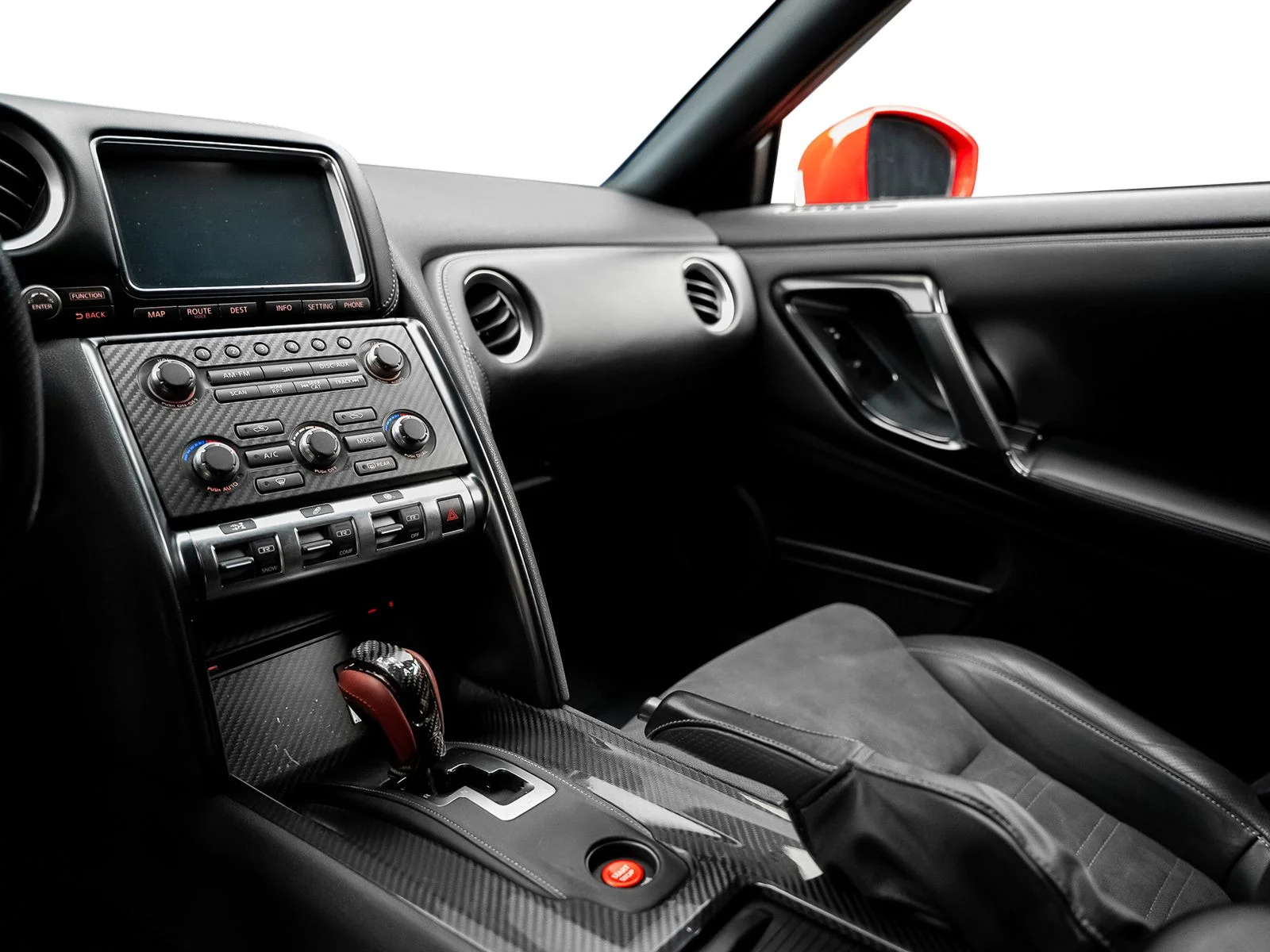 Used 2015 Red Nissan Premium image 44