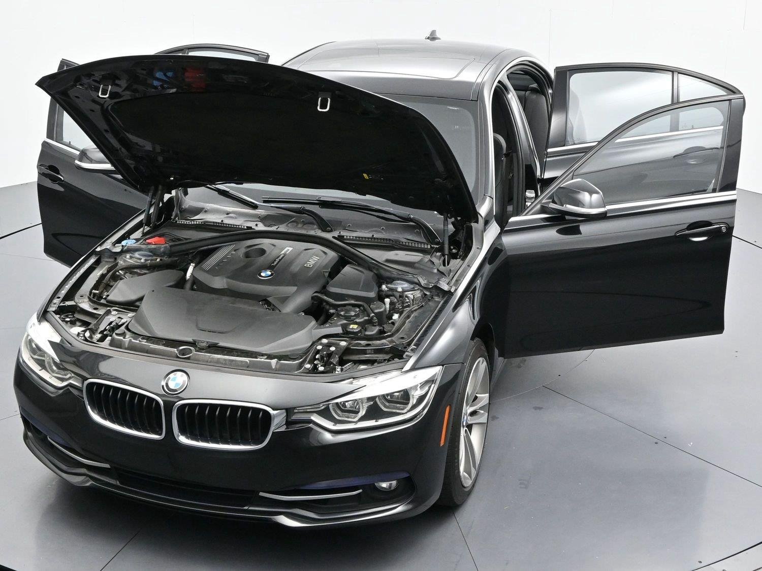 Used 2018 Black Sapphire Metallic BMW 330i image 38