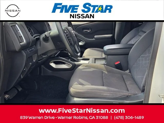 Used 2025 White Nissan SV image 5
