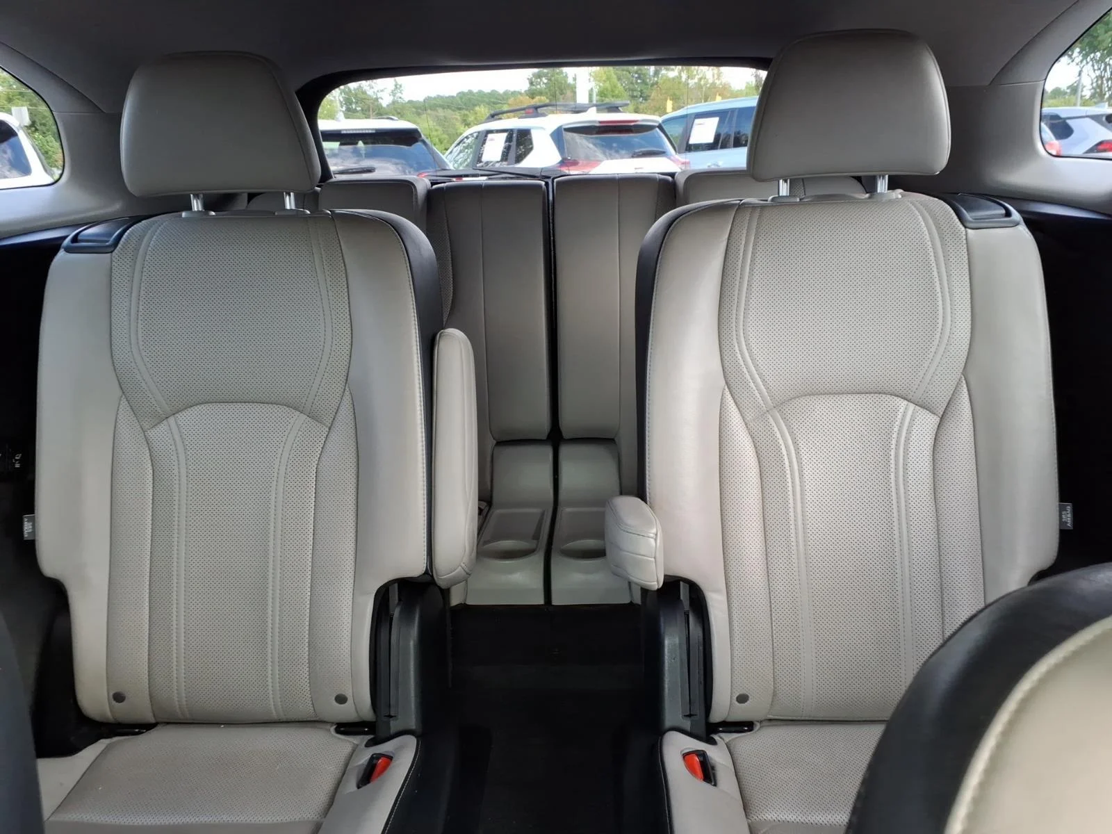 Used 2019 Eminent White Pearl Lexus RX 350L Premium image 22