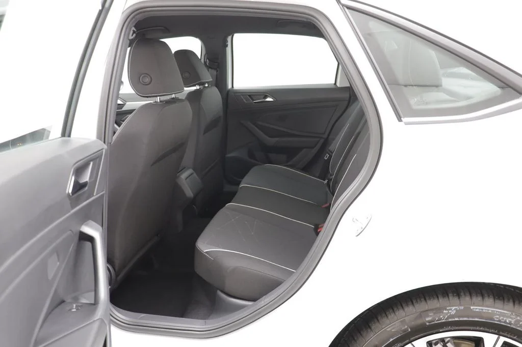New 2026 Pure White Volkswagen 1.5T Sport image 14