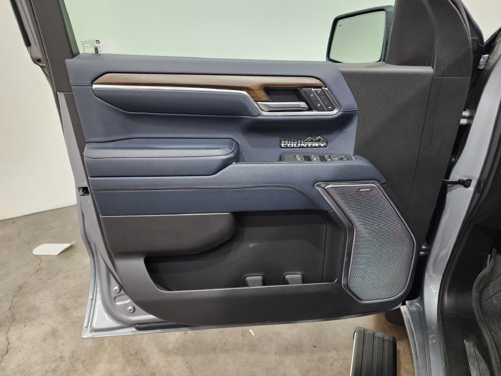 Used 2024 Gray Chevrolet High Country image 27
