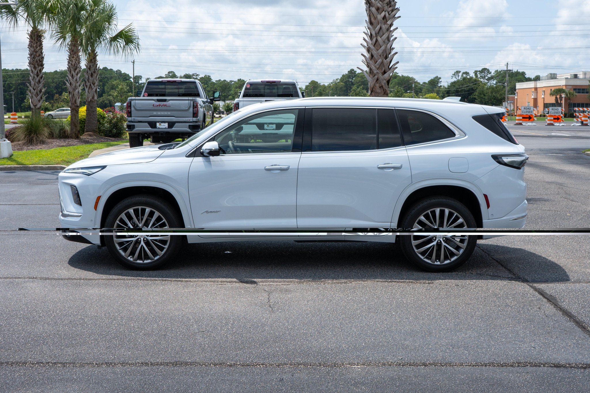 2026 Buick Enclave Avenir - Photo 6