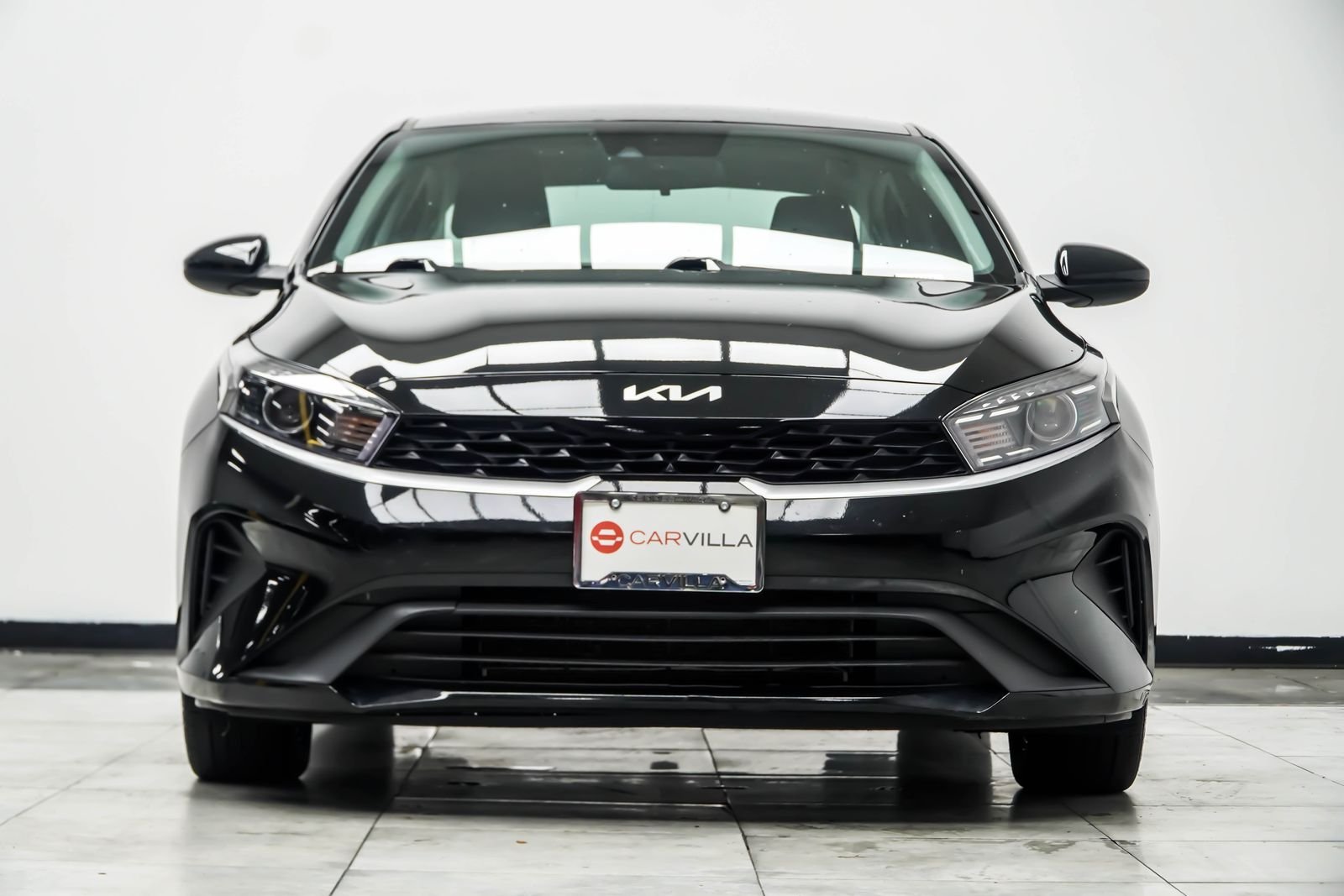 Used 2024 Black Kia LXS image 9