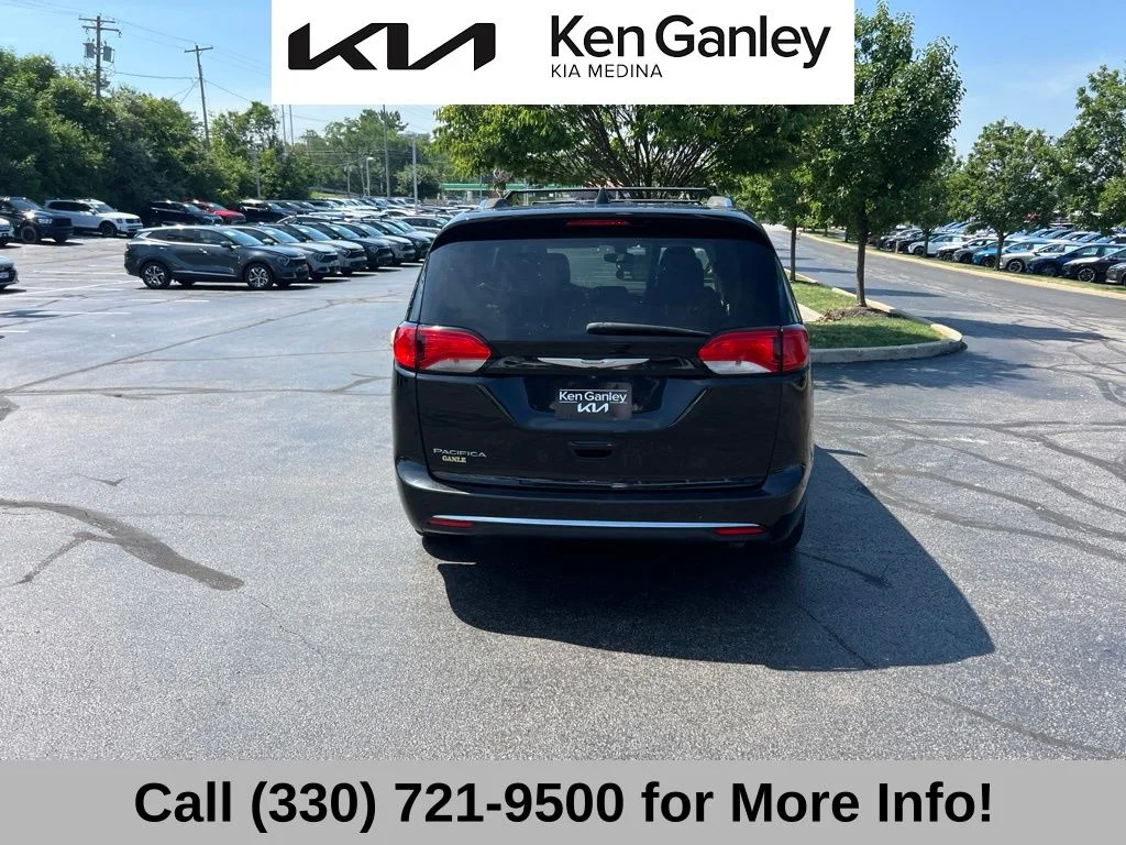 Used 2017 Black Chrysler Touring L Plus image 6