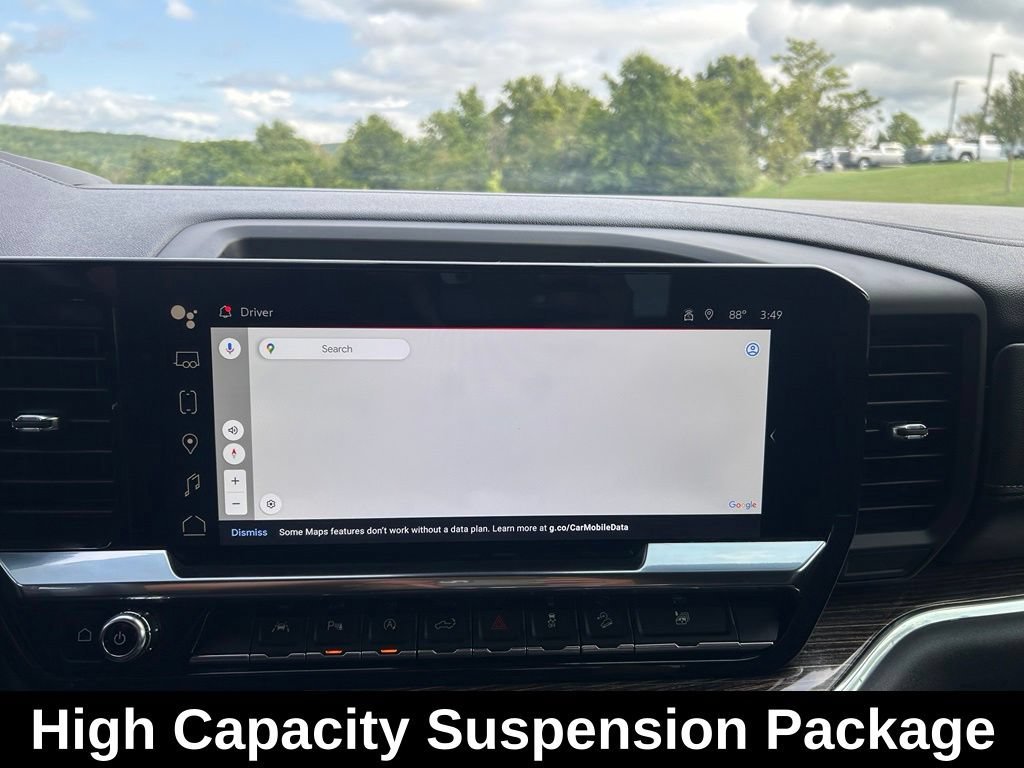 Used 2024 Summit White GMC Elevation image 31