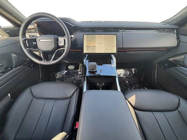 New 2026 Black Land Rover Dynamic SE image 12