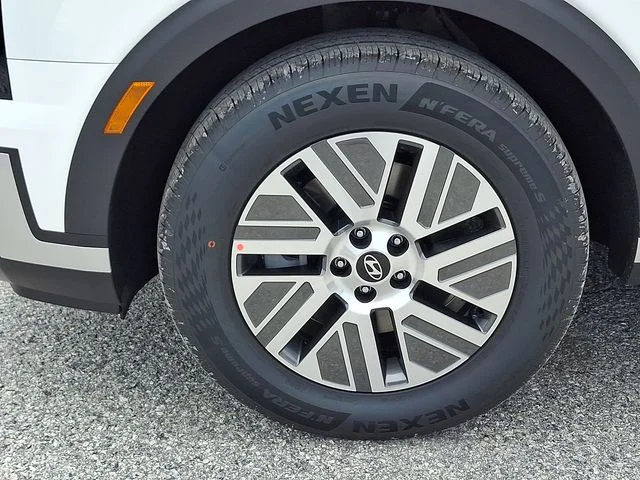 New 2026 White Hyundai SEL image 17