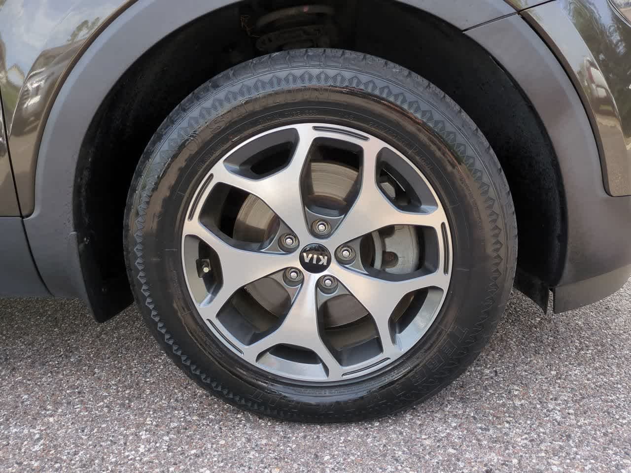 Used 2020 Dark Moss Kia EX image 11