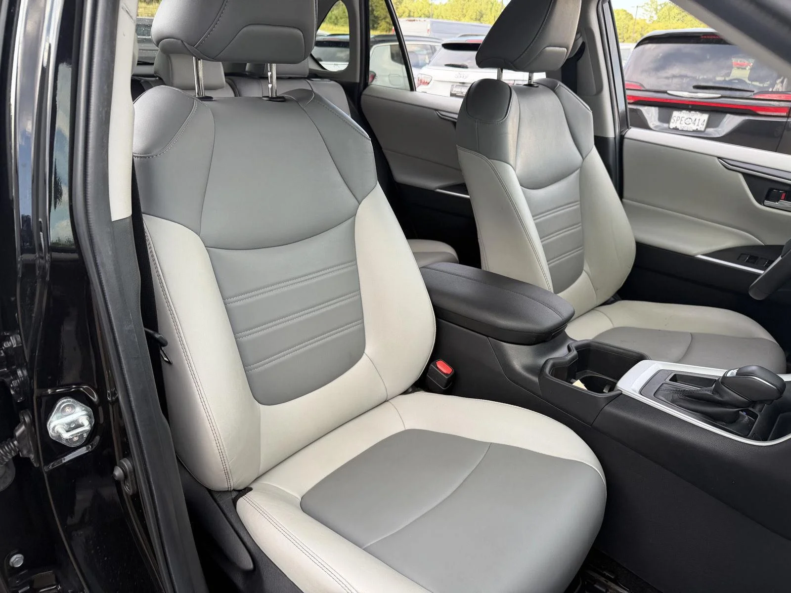 Used 2023 Midnight Black Metallic Toyota XLE Premium image 20