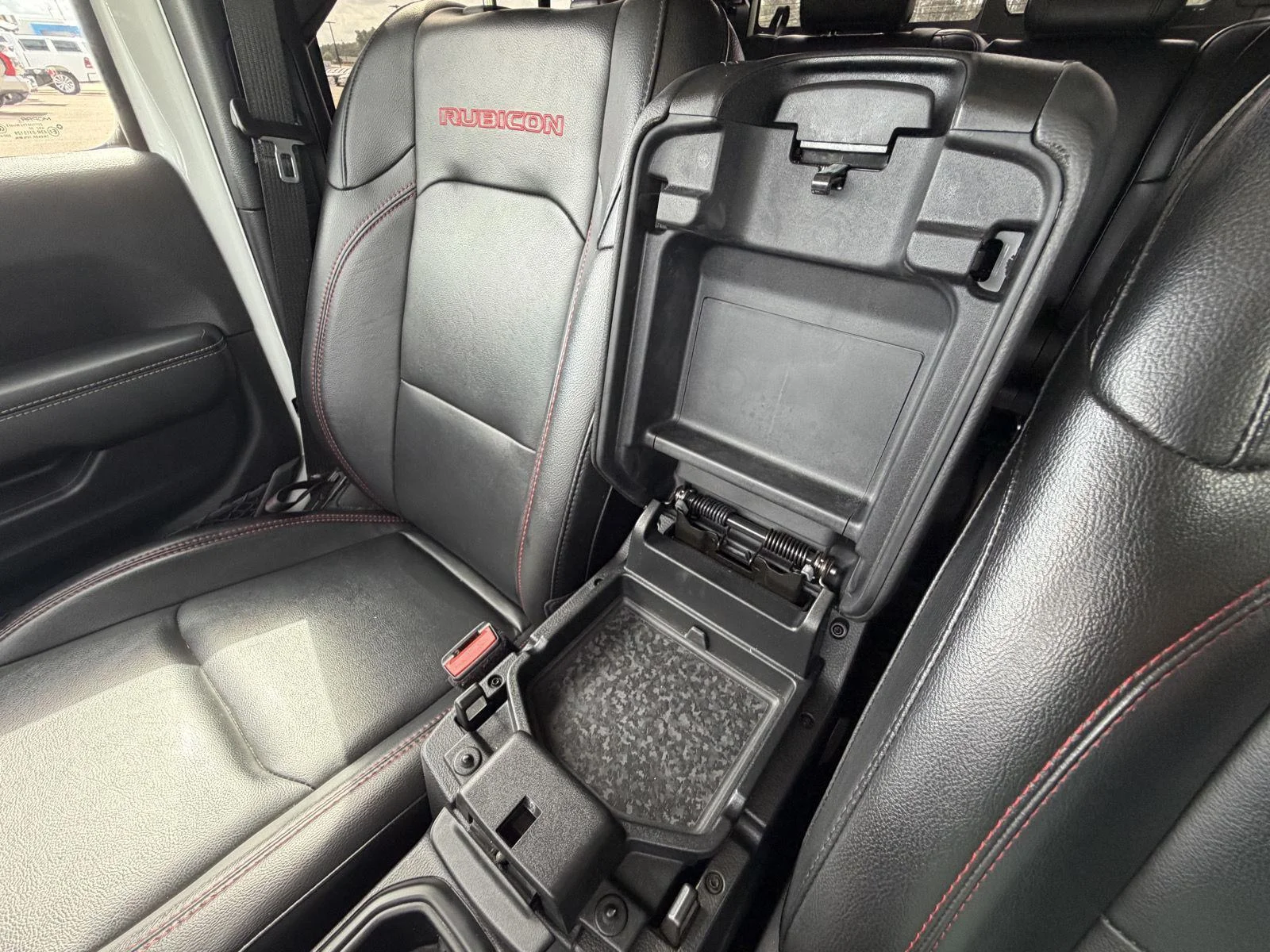 Used 2020 Bright White Clearcoat Jeep Rubicon image 14