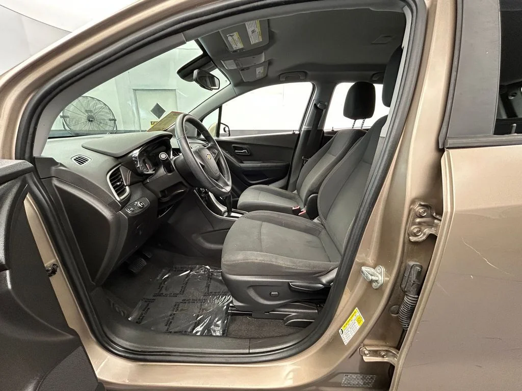 Used 2018 Sandy Ridge Metallic Chevrolet LS image 12