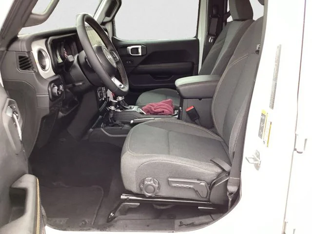 Certified Used 2025 Bright White Clearcoat Jeep Sahara image 9