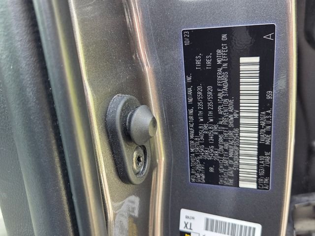 Used 2023 Gray Toyota Platinum image 18