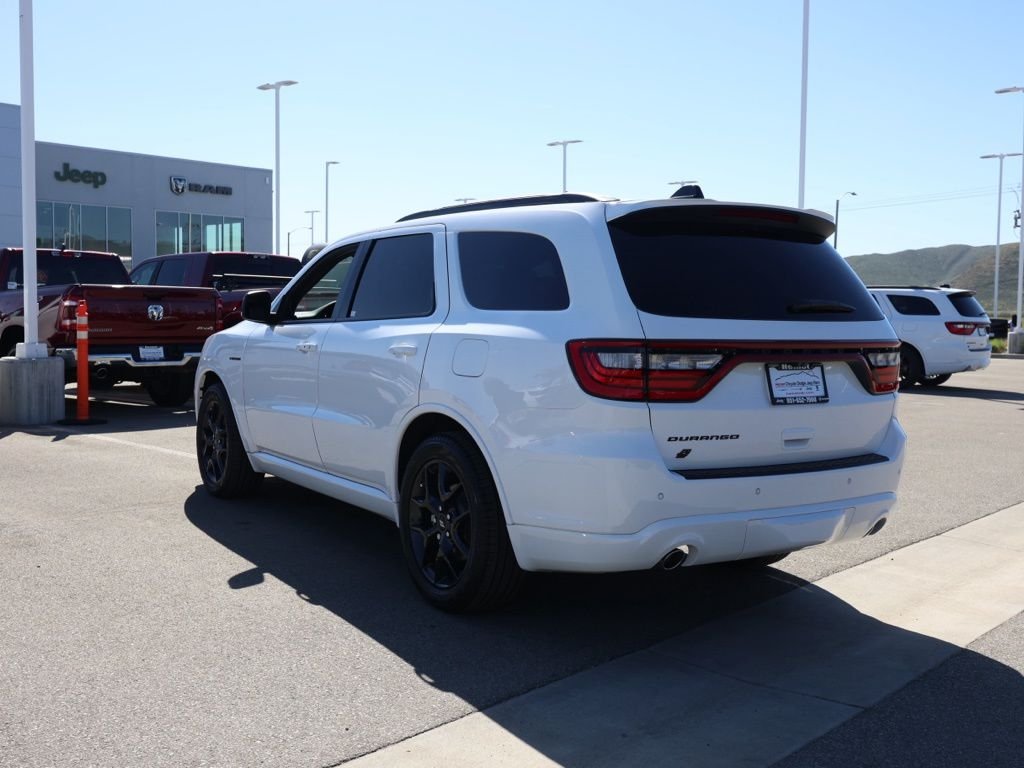 New 2026 White Knuckle Clear-Coat Exterior Paint Dodge GT Plus HEMI V8 image 5