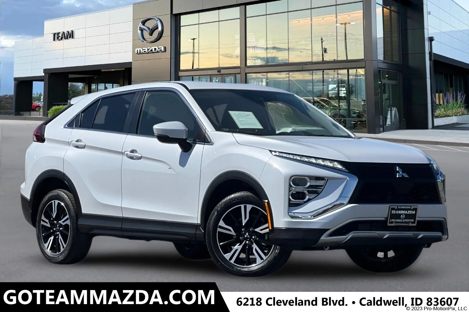 2025 Mitsubishi Eclipse Cross SE S-AWC's photo