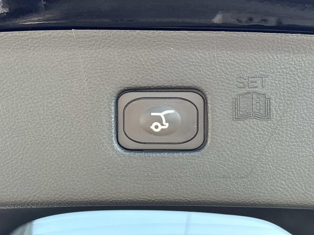 Certified Used 2022 Black Ford SEL image 12