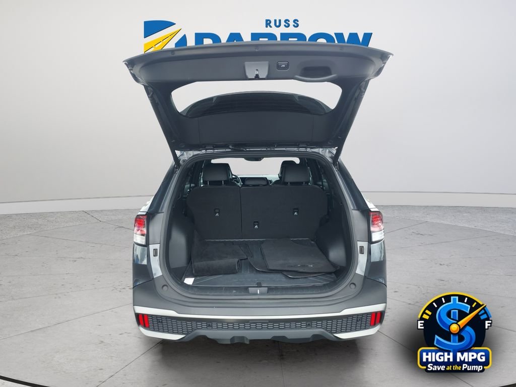 Used 2023 Gray Kia X-Pro image 23