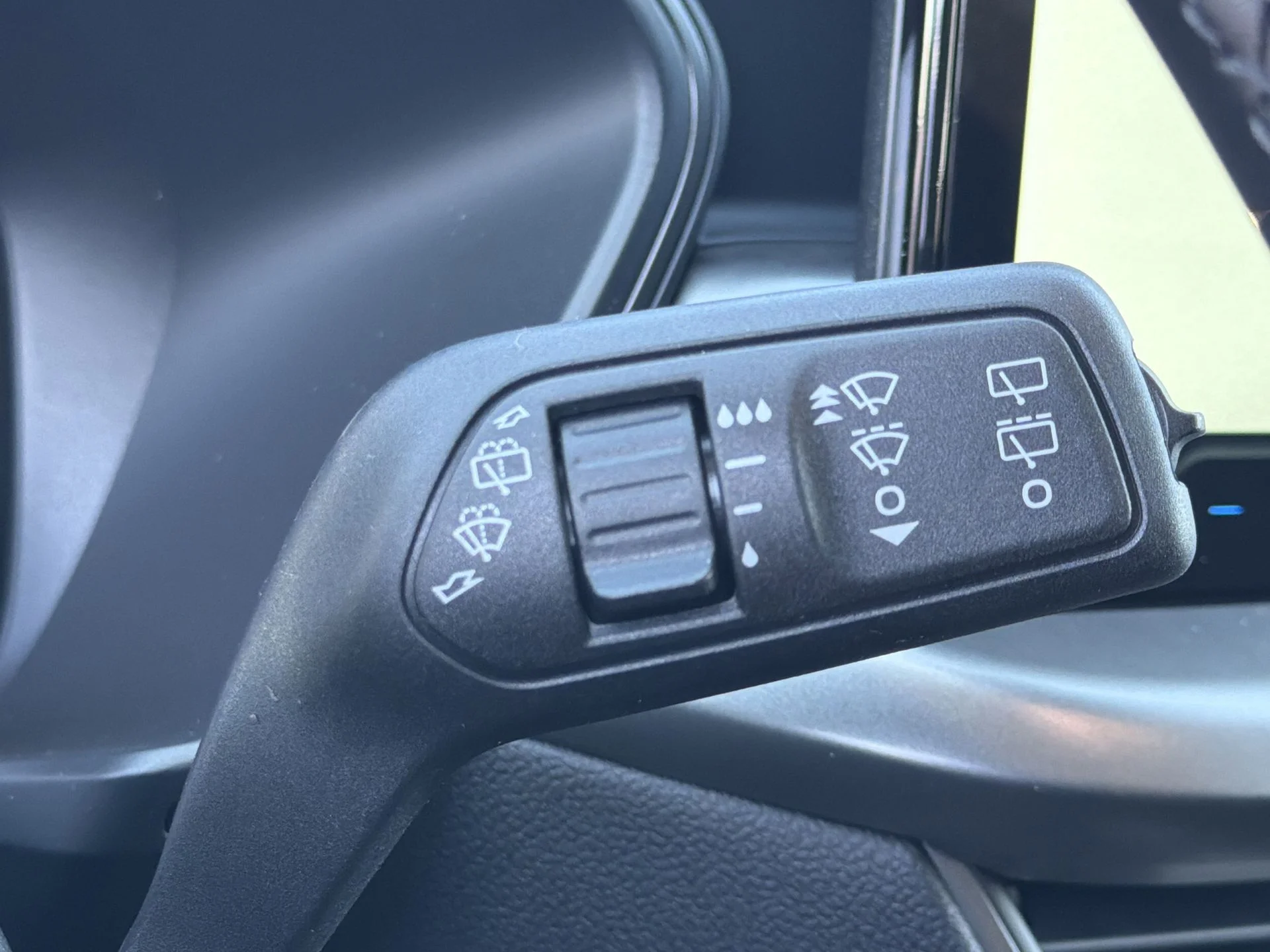New 2026 Oxford White Ford Active® image 15