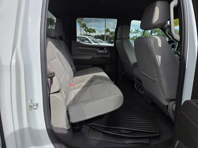 Used 2025 Summit White Chevrolet LT image 15