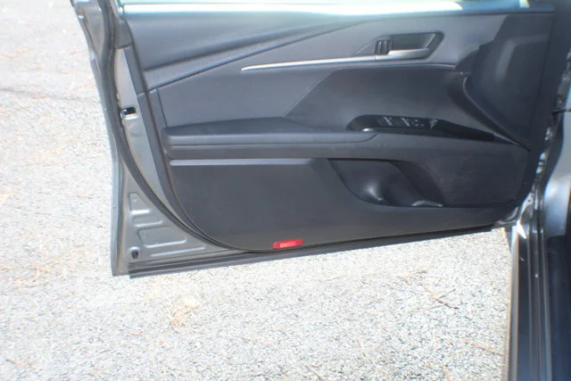 Used 2025 Underground Toyota SE image 6